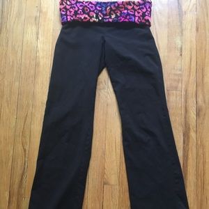 PINK Cheetah Yoga Pants